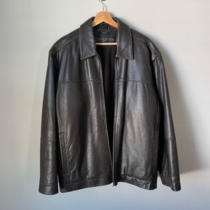 Claiborne mens brown leather jacket size L